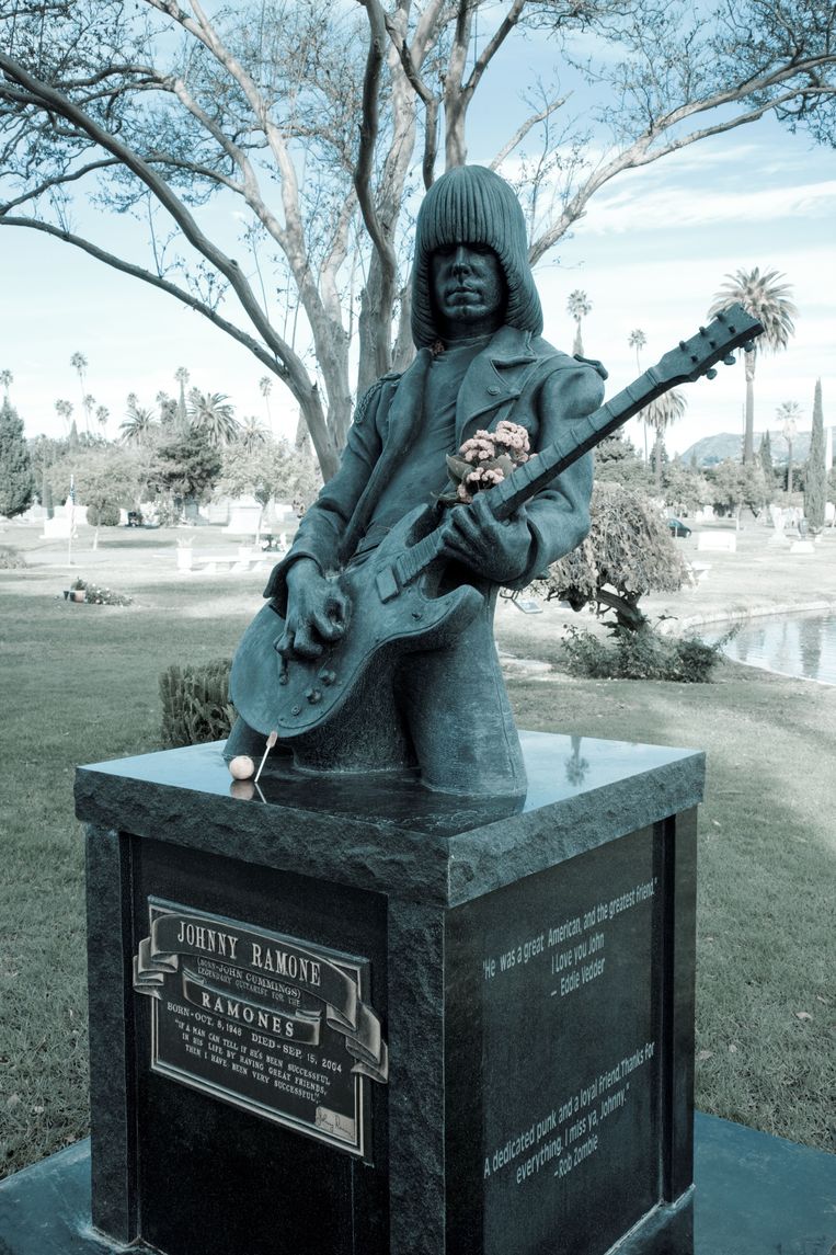 Ook Johnny Ramone ligt begraven op Hollywood Forever Cemetery. Beeld BELGAIMAGE