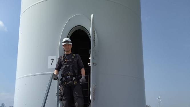 Windmolenmonteur Lennard werkt op 80 meter hoogte: ‘Ook bij harde wind’