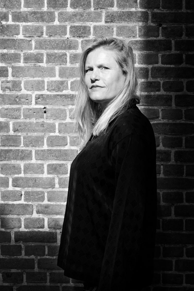 Inge Schilperoord: 'Als je zo'n chaotische achtergrond hebt, is het prettig om je te kunnen vastklampen aan islamitische gedragsregels'. Beeld Jildiz Kaptein