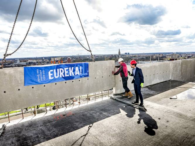 Woontoren Eureka Breda bereikt hoogste punt: ‘Wat een uitzicht! Fan-tas-tisch’