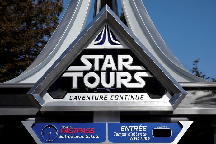 Ter ere van het 25 jarige bestaan van Disneyland Parijs kreeg de attractie Star Tours een flinke makeover.