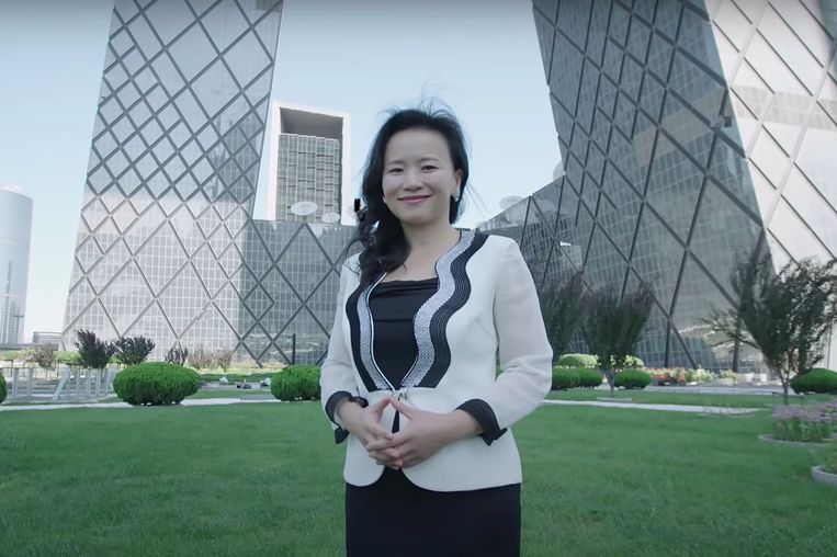 De Australische tv-presentatrice Cheng Lei was in augustus 2020 ineens onvindbaar. In februari van dit jaar werd ze officieel aangeklaagd omdat ze de staatsveiligheid in gevaar gebracht zou hebben. Beeld AFP
