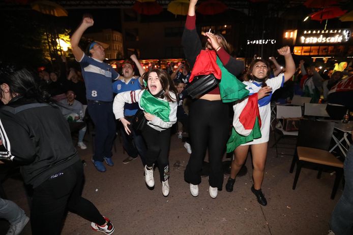 Italianen vieren de overwinning in Genk.