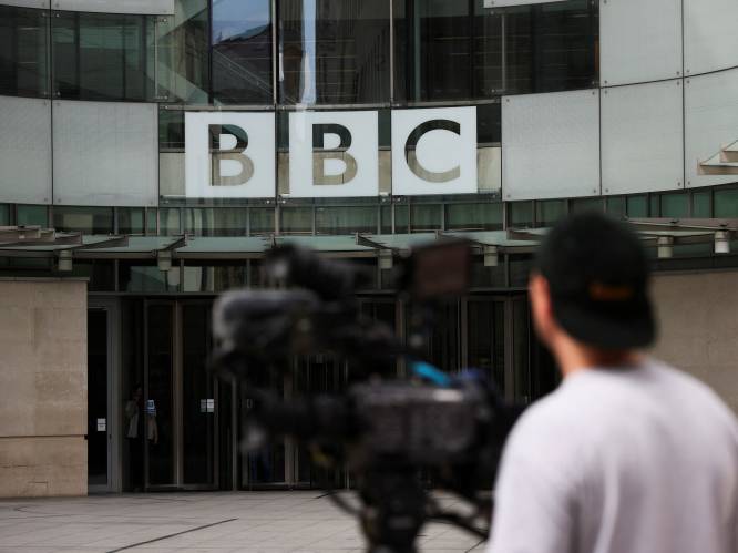 Tiener die betaald zou zijn geweest voor seksueel getinte foto's zegt dat beweringen over geschorste BBC-presentator “totaal verkeerd” zijn
