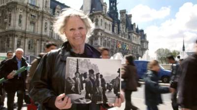 Françoise Bornet, la femme du “Baiser de l’hôtel de ville”, est décédée à 93 ans