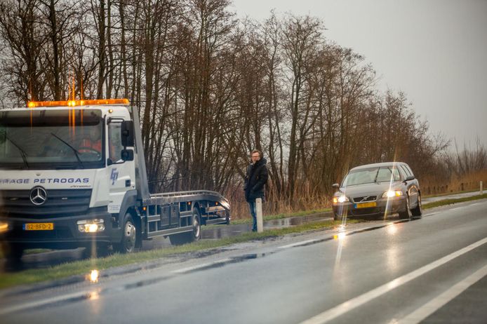 Patrick Lodiers heeft autopech langs de N201 bij Vinkeveen