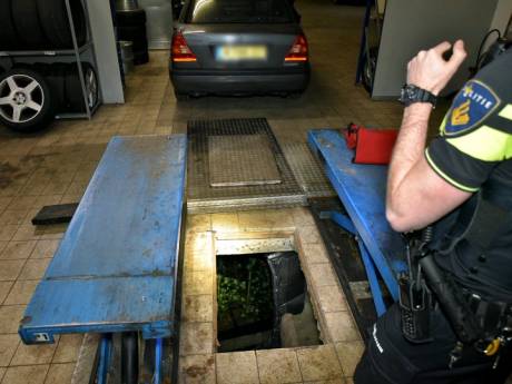 Een ingenieuze hennepkwekerij in Tilburg stond zowat op instorten: ‘Als vader schaam ik me’ 