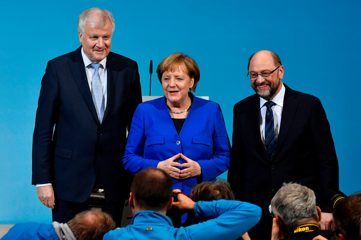 De drie onderhandelaars eerder dit jaar: Seehofer (CSU), Merkel (CDU) en Schulz (SPD).
 Beeld AFP