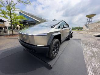 ‘Lelijk’, ‘futuristisch of ‘een tank’: eerste Belgische Cybertruck van Tesla zorgt voor discussie