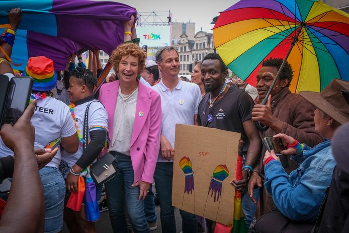 Petra De Sutter en Alexander De Croo kwamen naar de Brussels Pride.