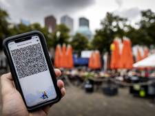 Omvangrijke QR-fraude GGD Schiphol: drie verdachten verstrekken valse codes