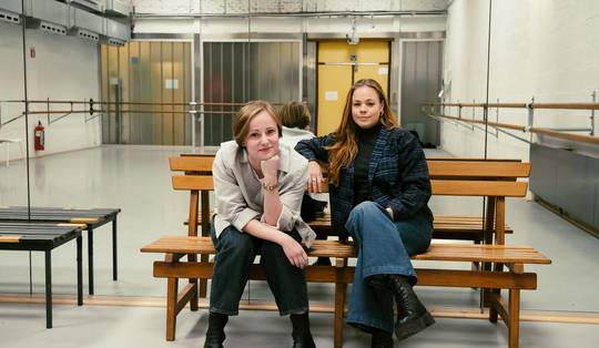 'Wij kunnen ons leven niet meer zonder elkaar inbeelden': op de Antwerpse Balletschool werden Oonagh (32) en Hanna (33) beste vrienden