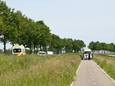 Jongetje raakt gewond bij botsing met paard en wagen op de Burgemeester Posweg tussen Brakel en Poederoijen.