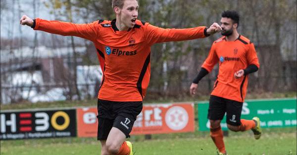 Vitesse'08 wint gemakkelijk van Hapse Boys