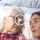 Mooi moment tussen moeder en dochter