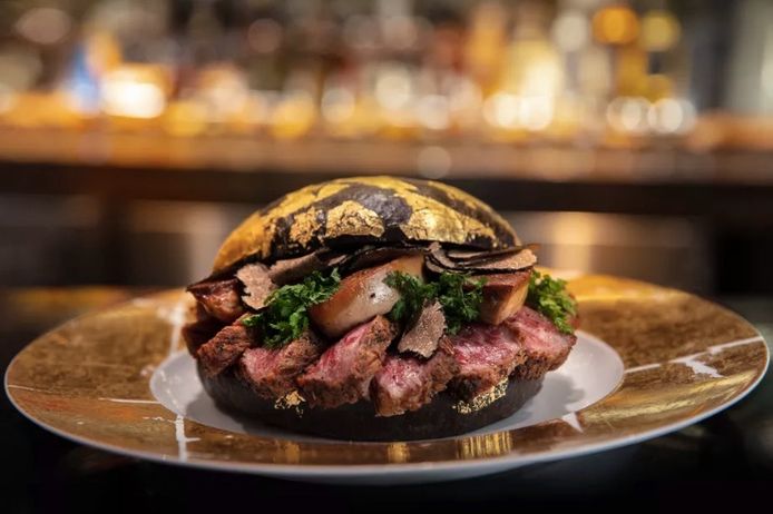 Een hapje van hamburger je bijna 1500 euro | Koken & Eten | AD.nl
