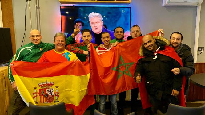 Gentenaars met Spaanse en Marokkaanse roots kijken samen naar de match. “We zijn toch gewoon allemaal Gentenaars (maar wij gaan wel winnen)”