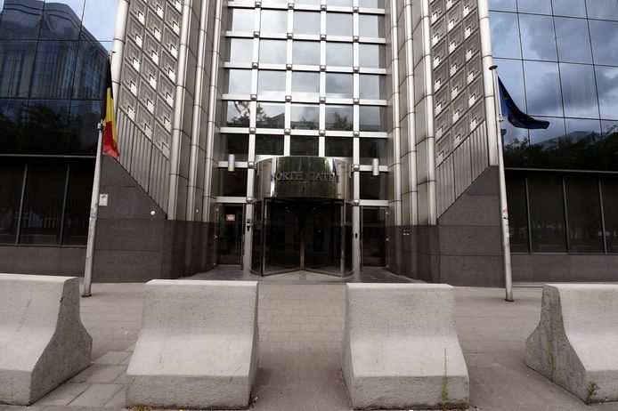 De zetel van de Belgische Staatsveiligheid in Brussel. Archiefbeeld.