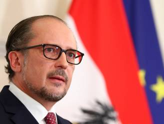 Oostenrijkse kanselier kondigt lockdown voor niet-gevaccineerden aan