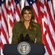 ▶ Melania Trump toonde een beetje begrip en viel meteen op tijdens de Republikeinse Conventie