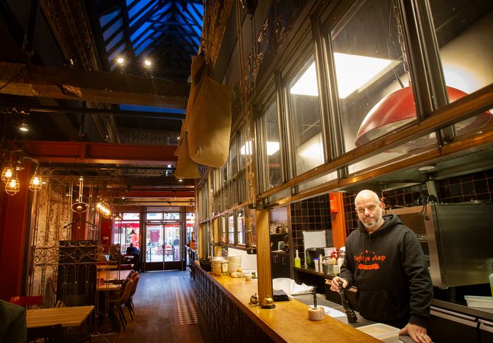 Horeca-ondernemer Mark van den Boogaard van De Deftige Aap in Helmond.