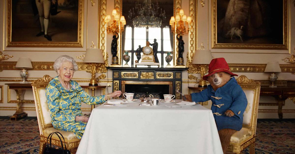 “The Queen will complete the famous Paddington drawing at any cost, despite her deteriorating health.”  Property