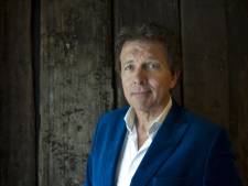Robert ten Brink mist uitvaart van moeder door opnames
