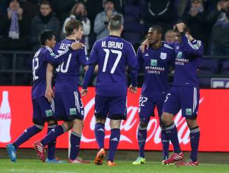 Anderlecht heeft weinig moeite met Waasland-Beveren: 2-0