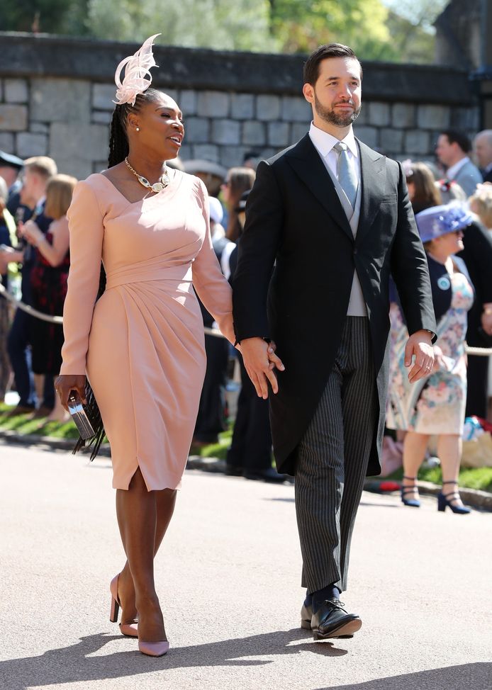 Serena Williams woonde samen met haar man Alexis Ohanian in mei het koninklijk huwelijk tussen Meghan Markle en prins Harry bij.