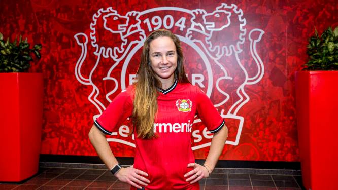 Veldhovense voetbalster Eva van Deursen tekent voor anderhalf jaar bij Bayer 04 Leverkusen