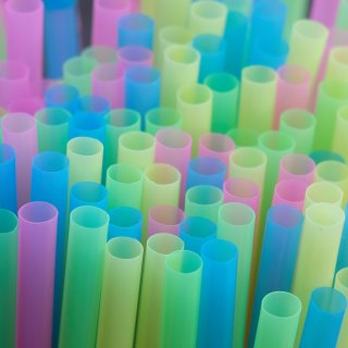 Canada verbiedt vanaf 2021 plastic voor eenmalig gebruik