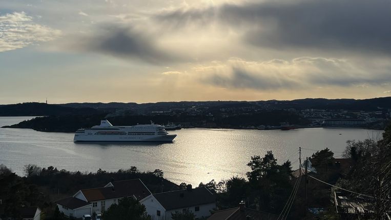 De Nederlandse ferry bij aankomst in Noorwegen. Beeld Holland Norway Lines