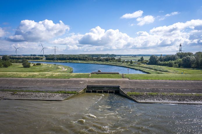 Bathsespuisluis; Bath; 2020; binnendijke en buitendijks; zoetwater naar de westerschelde;