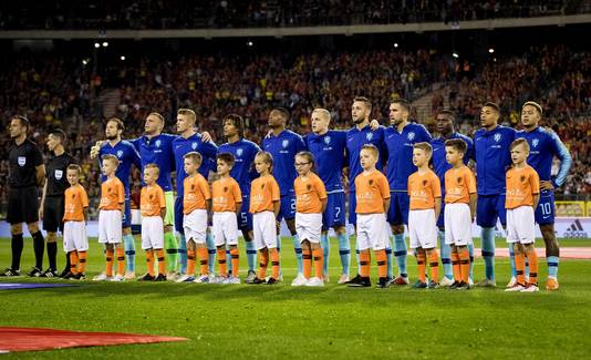 Het Nederlands elftal tijdens de oefeninterland in het Koning Boudewijnstadion tegen België