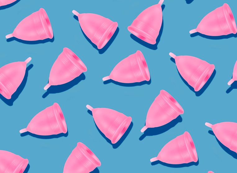 De menstruatiecup: wat is het, hoe gebruik je het en hoe maak je het schoon? Beeld Getty Images/Westend61