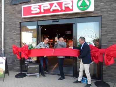 Andel kan weer boodschappen doen in het dorp zelf. Én geld pinnen