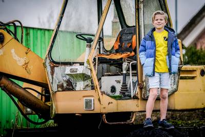 Daan (8) loopt de hele week in korte broek voor een goed doel en zelfs juffen en meesters doen mee