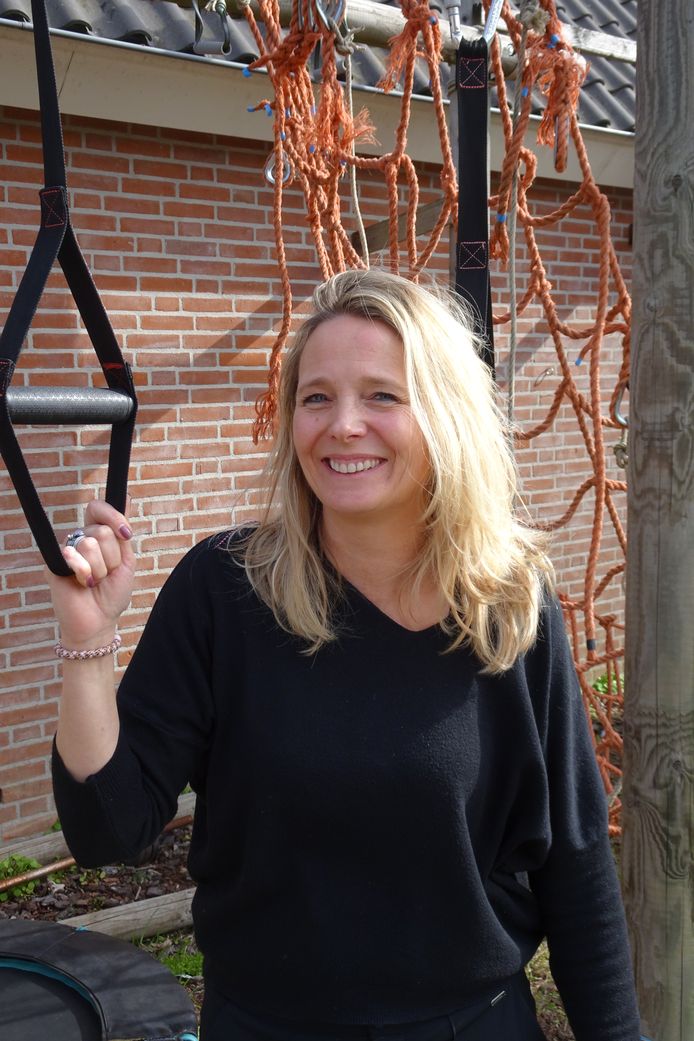 Lonneke Smulders-Konings: ‘Mensen uit Boxtel en Vught zeggen dat ze bij de sinterklaasinkomst in Esch meer pepernoten krijgen’.