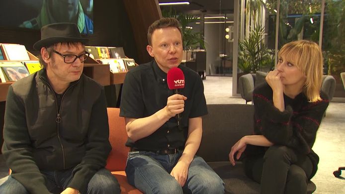 Hooverphonic stopt samenwerking met Luka en haalt Geike Arnaert terug aan boord.