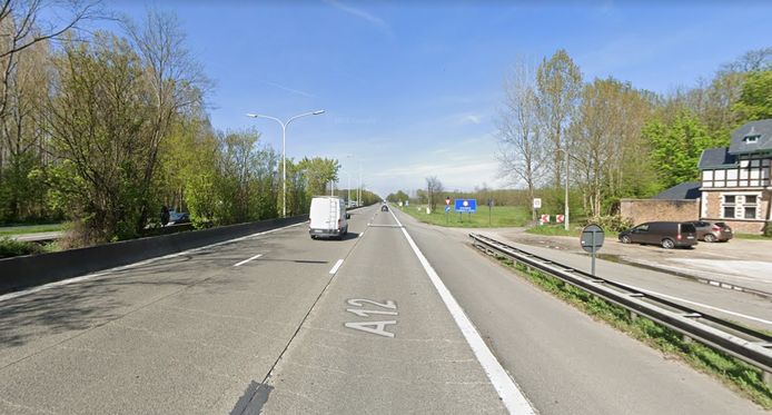 Het ongeval met de straatracers gebeurde op de A12 in Wolvertem.