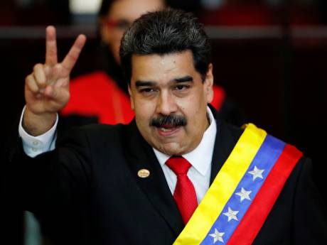 Venezuela: Maduro weigert zijn stoel op te geven