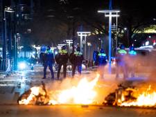 Aboutaleb noemt avond vol rellen ‘schandalig’: ‘Politie voelde zich genoodzaakt gericht te schieten’