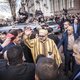 De lange arm van Marokko slaat én streelt
