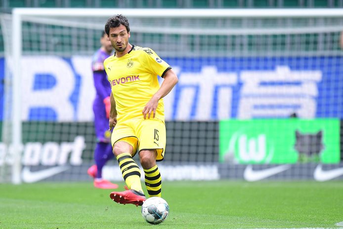 Hummels.