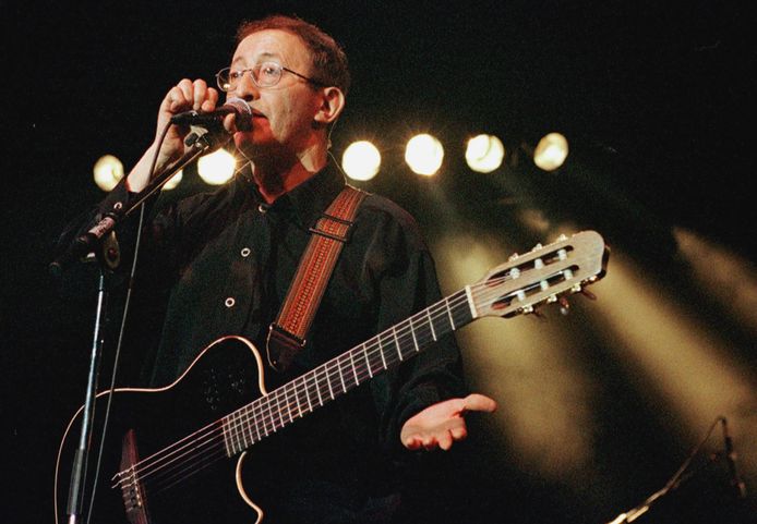 Idir au Printemps de Bourges en 2000.