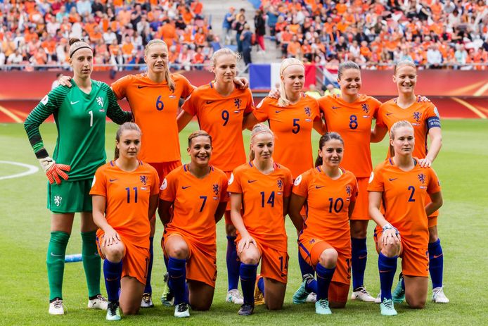 Leeuwinnen Spelen Zaterdag Om 18 00 Uur Kwartfinale In Doetinchem Nederlands Voetbal Gelderlander Nl