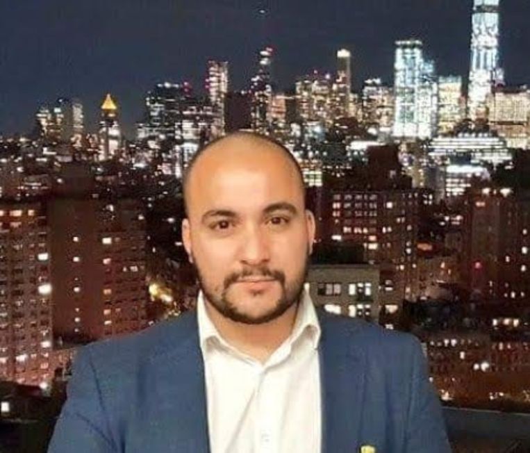 Youssef Kobo (A Seat at the Table): 'Zeker op het internet wil iedereen zich om ter zuiverst voordoen. Niemand mag nog uit de bocht gaan of een lichtjes afwijkende mening hebben; iedereen moet zich onmiddellijk tegen iets uitspreken en iedereen zit continu op elkaar te schieten.' Beeld RV