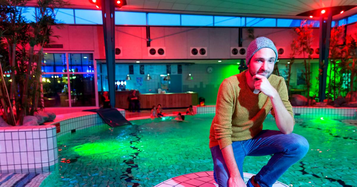 dansen in een zwembad de kulk wordt nachtclub voor een avond waterweg ad nl