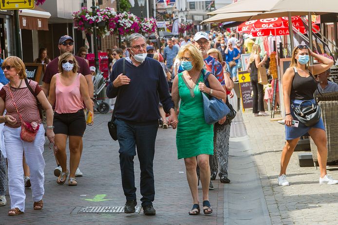 In Sluis Worden Belgen Met Mondkapjes Volgens Vlaamse Burgemeester Weggekeken Coronalijers Zeeland Bndestem Nl