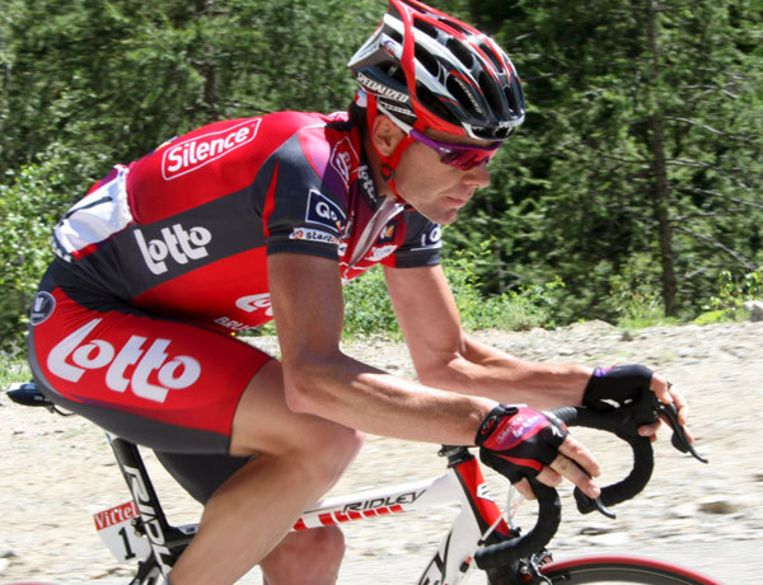 Cadel Evans (hier tijdens de zestiende etappe) is een specialist in de race tegen de klok. Foto EPA/Ian Langsdon Beeld 